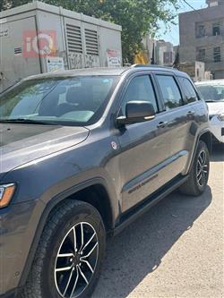 جیپ گراند شیرۆکی